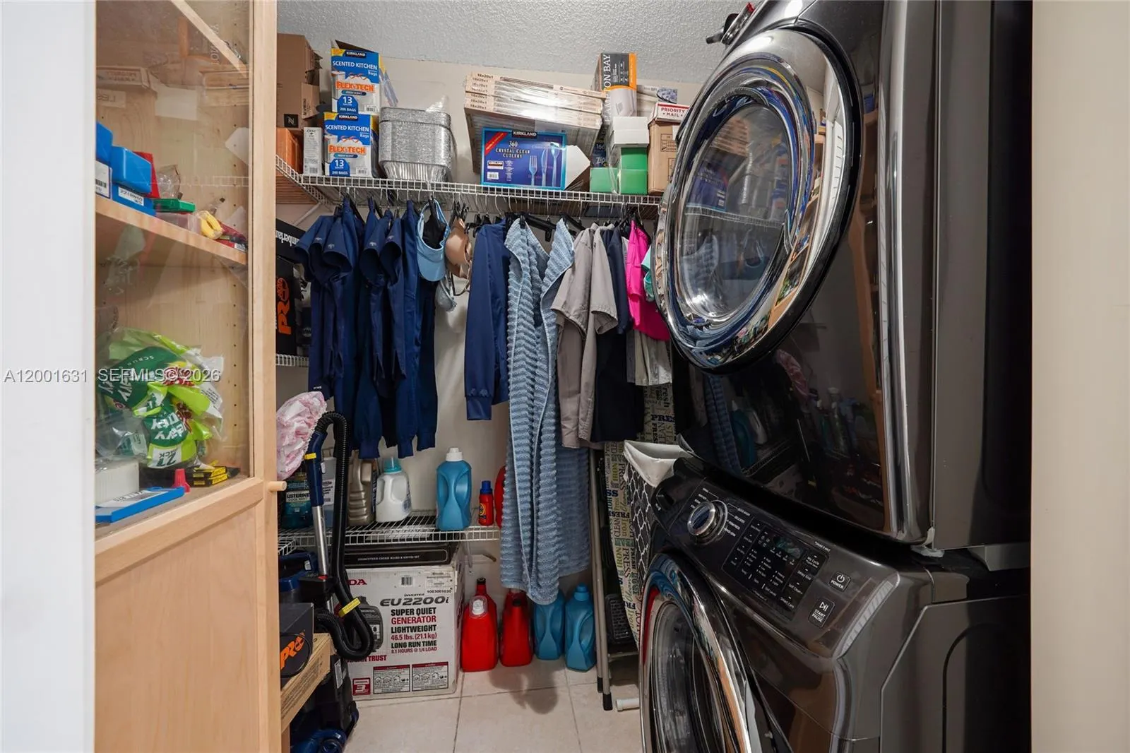 1305 W 53rd Street #429