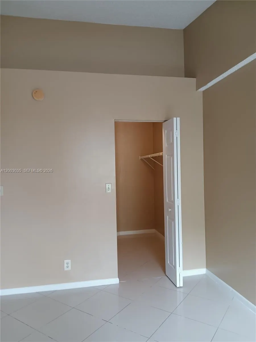 731 Lyons Road #16203