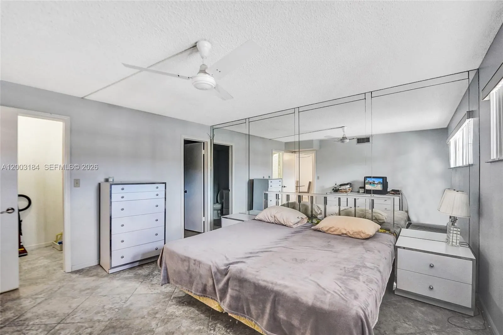 811 S Hollybrook Drive #207