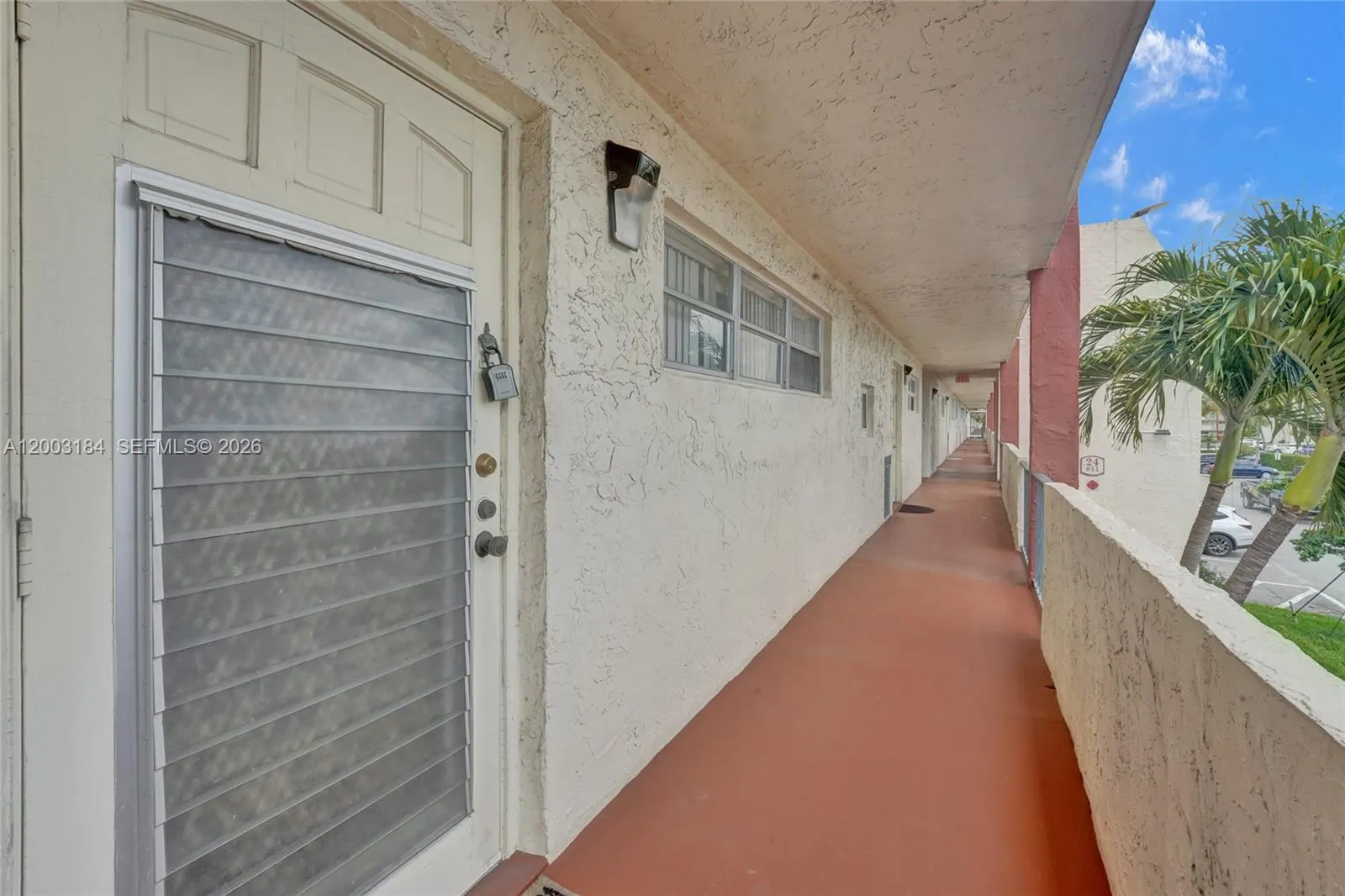 811 S Hollybrook Drive #207