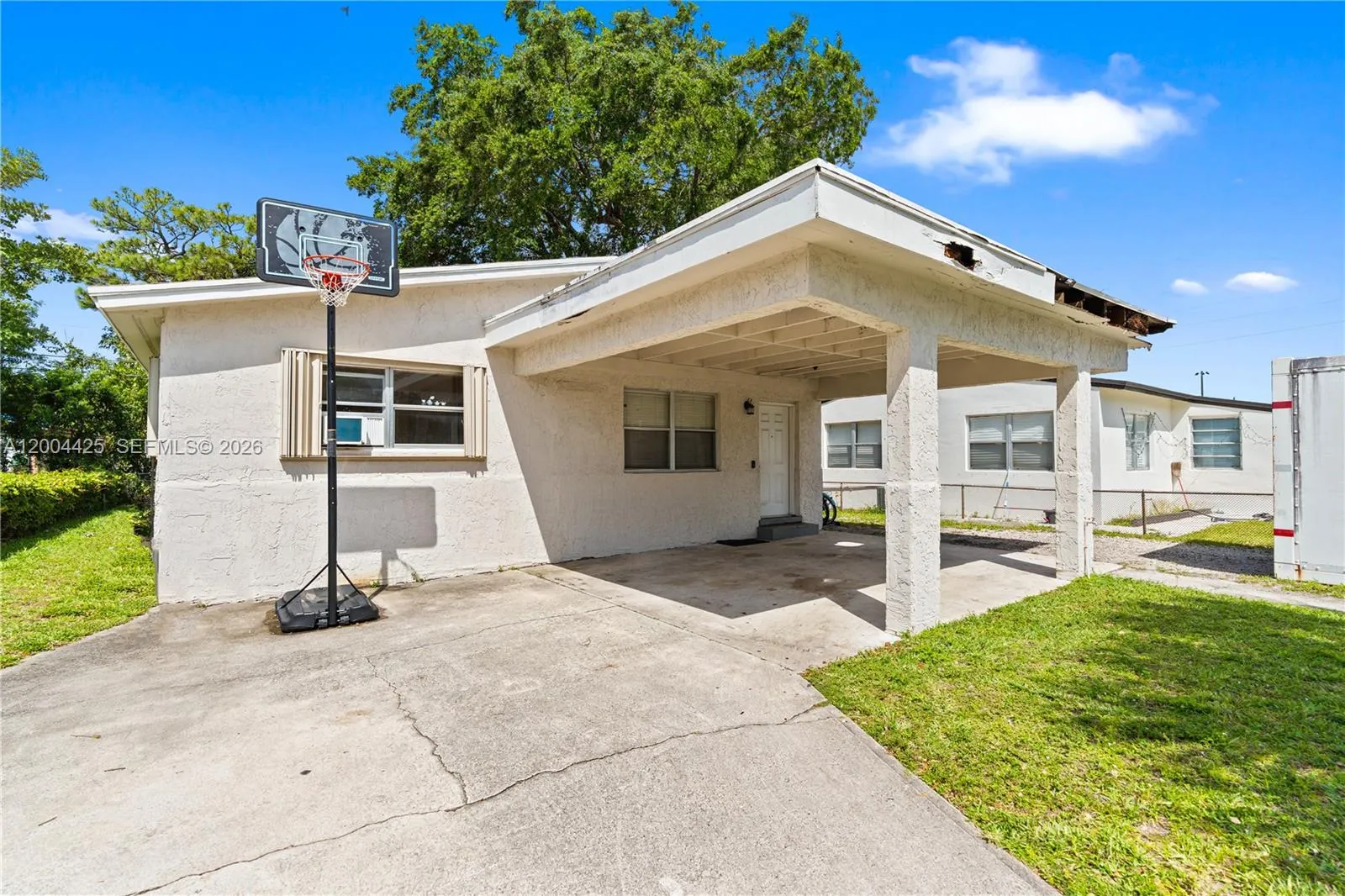 723 NW 15th Terrace