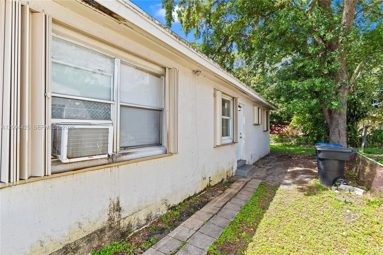 723 NW 15th Terrace