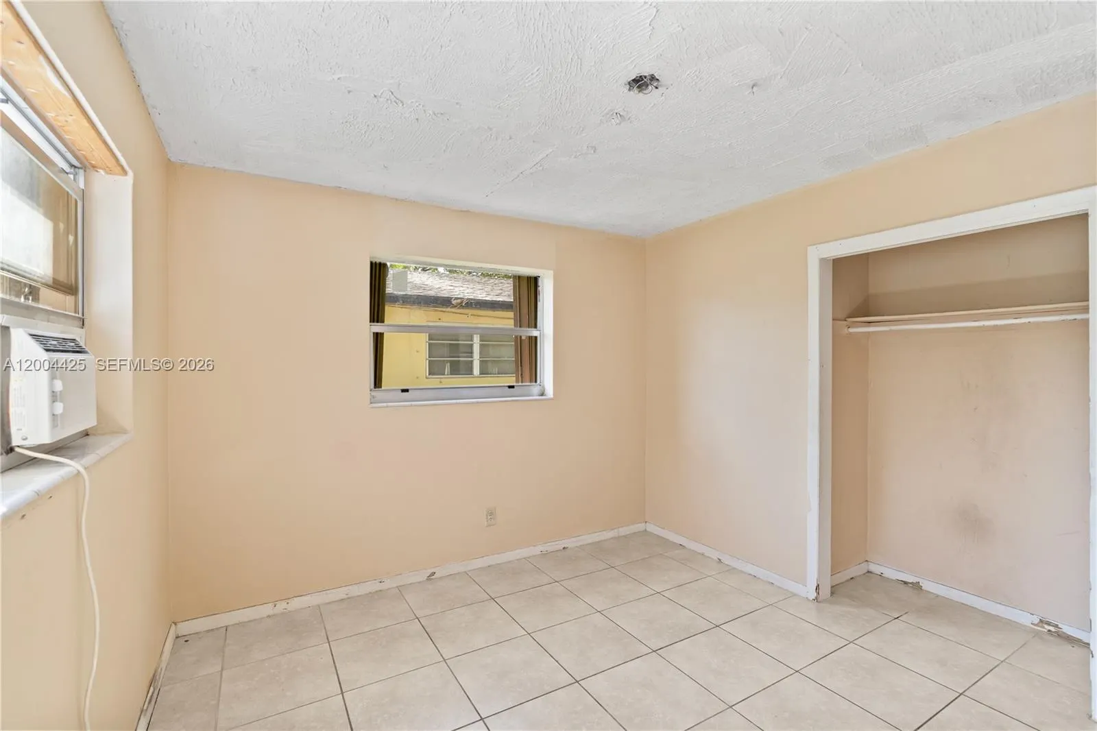 723 NW 15th Terrace