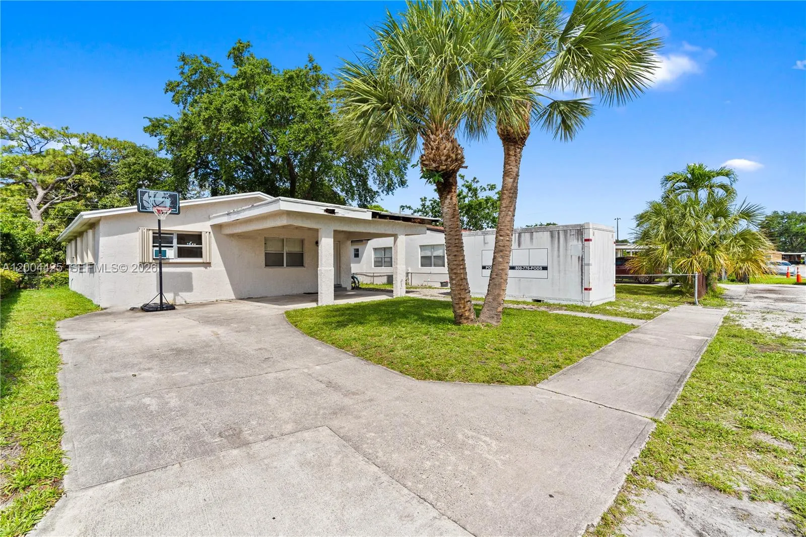 723 NW 15th Terrace