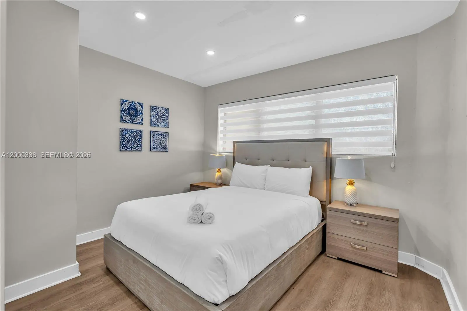 10006 E Bay Harbor Drive #16