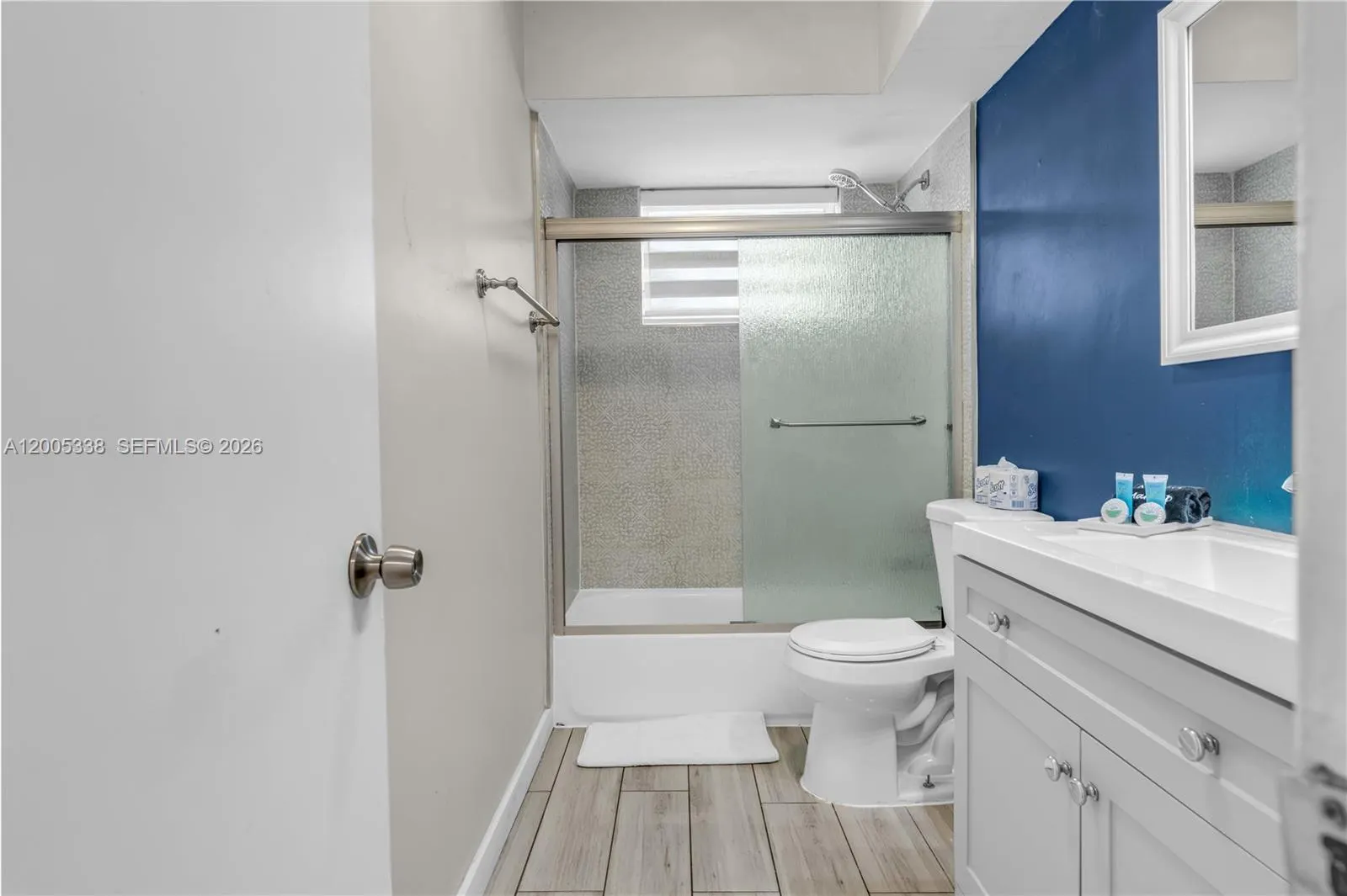 10006 E Bay Harbor Drive #16