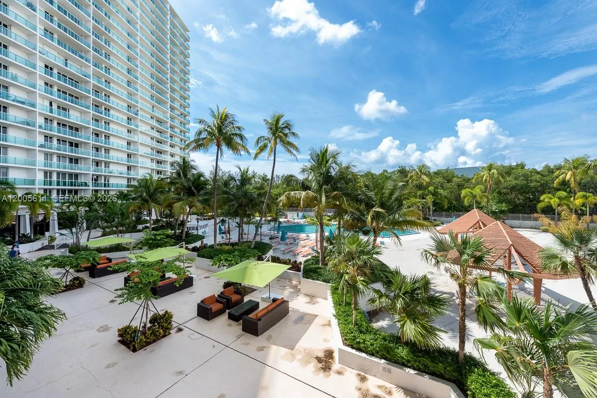 100 NE Bayview Drive #226