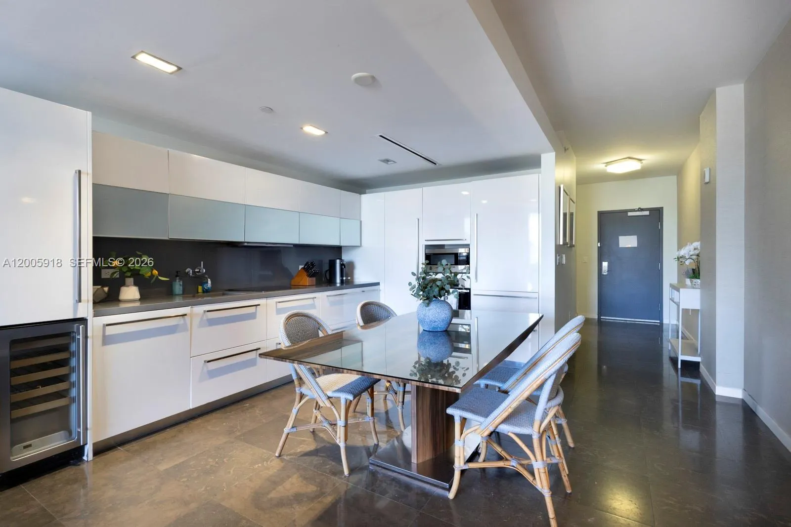 220 21st Street #303