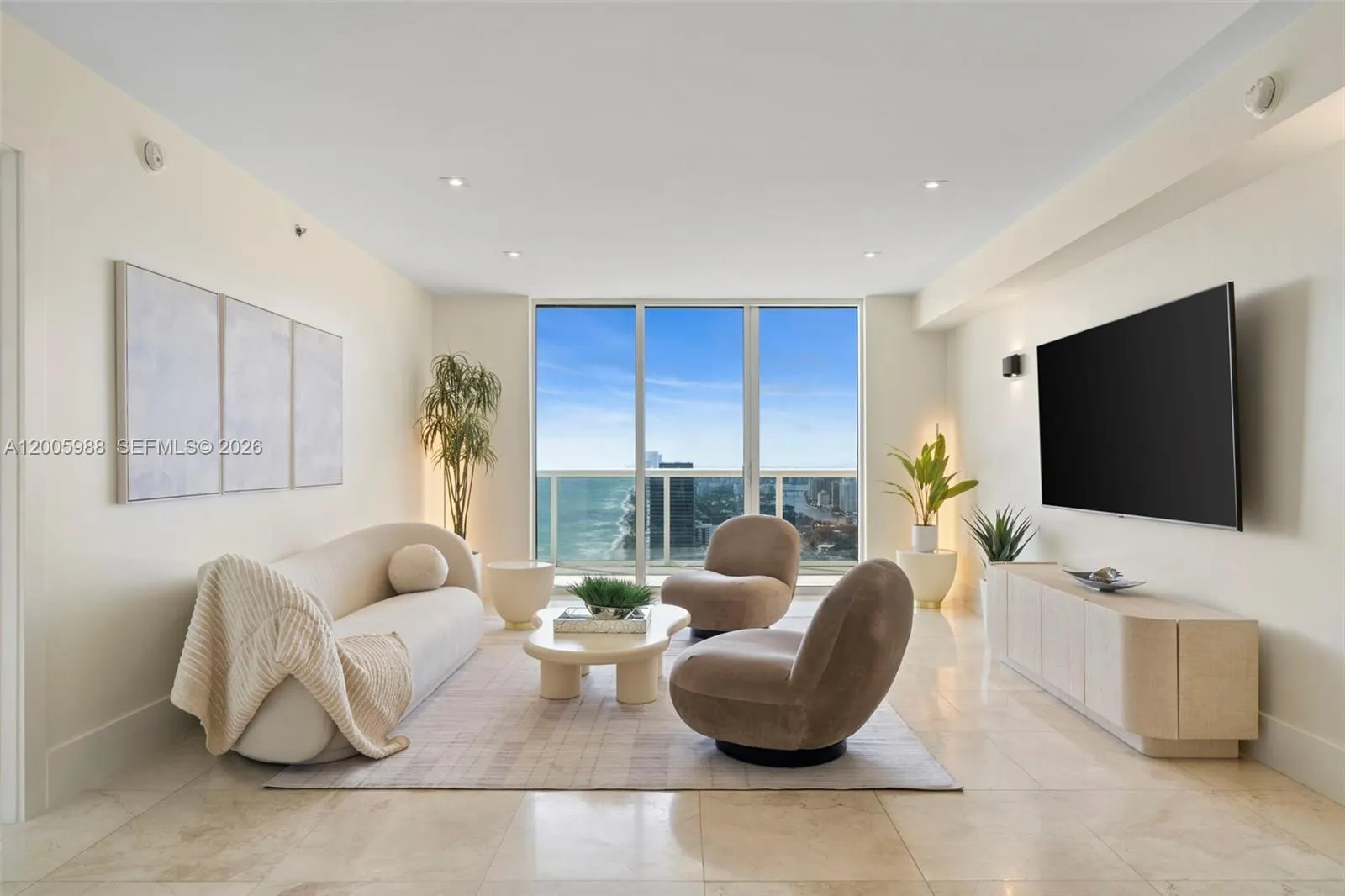 1830 S Ocean Drive #5103