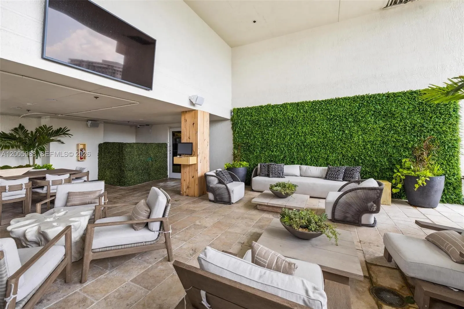 1830 S Ocean Drive #5103
