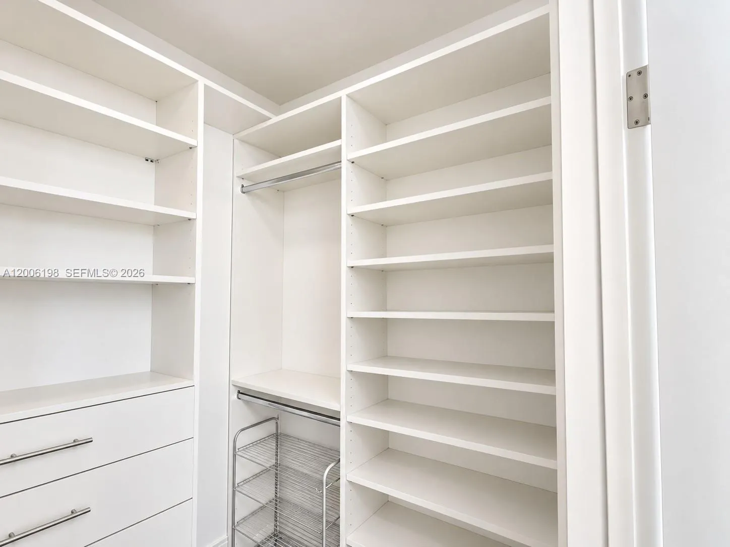 1900 N Bayshore Drive #2314