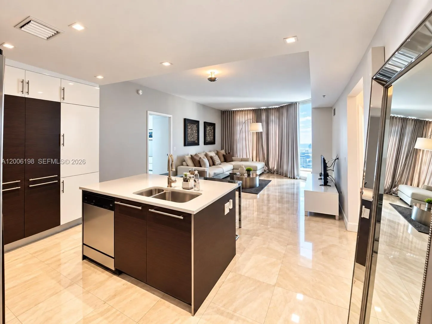 1900 N Bayshore Drive #2314