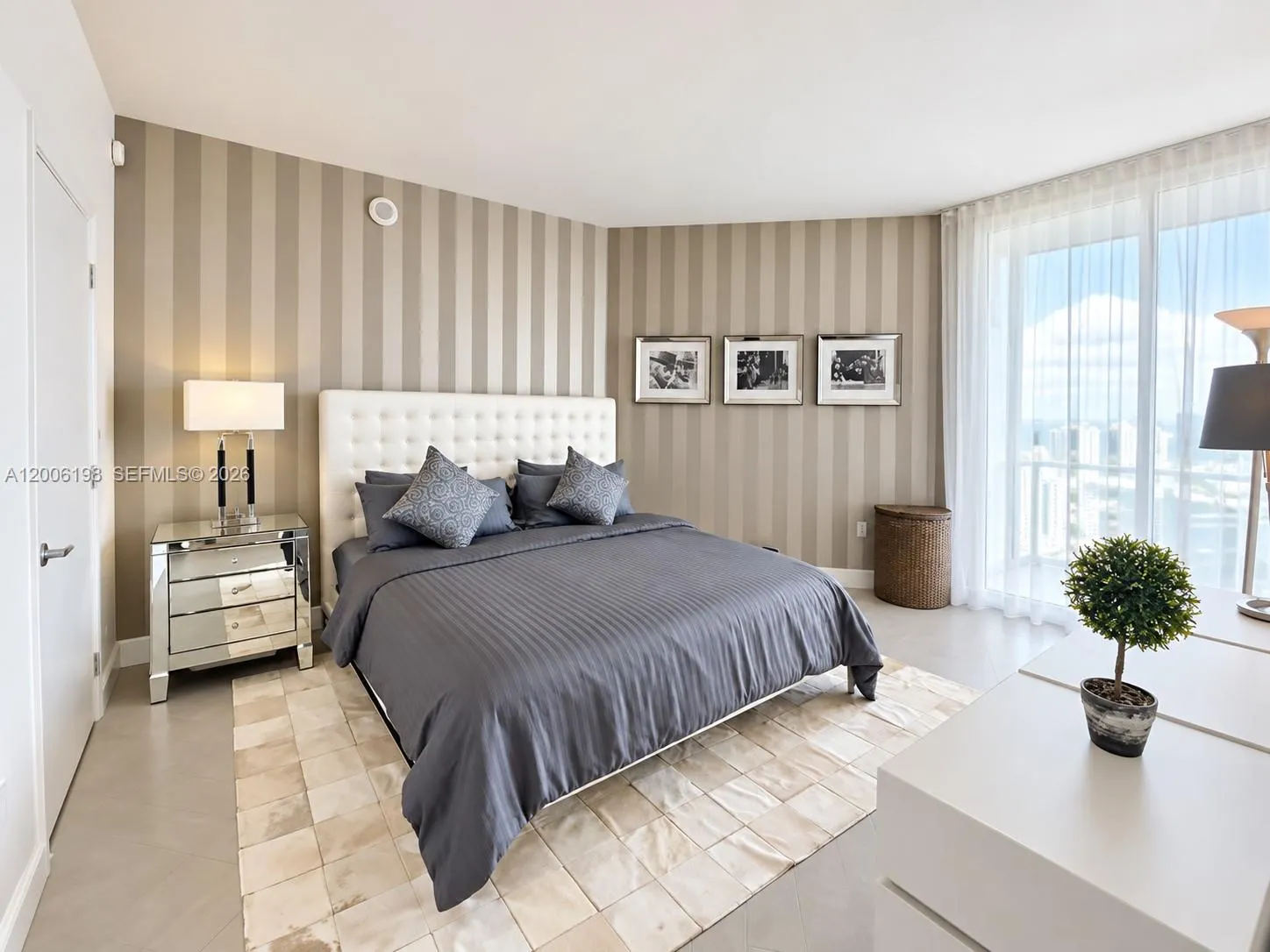 1900 N Bayshore Drive #2314