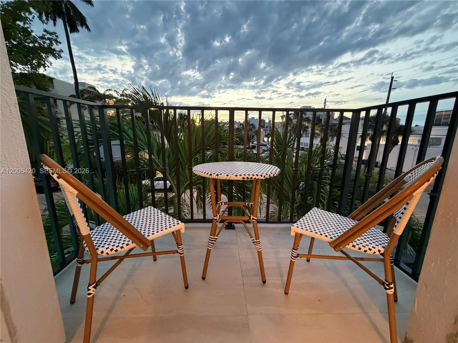 1619 Jefferson Avenue #206