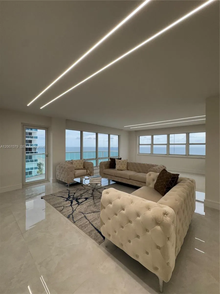 3410 Galt Ocean Drive #901N