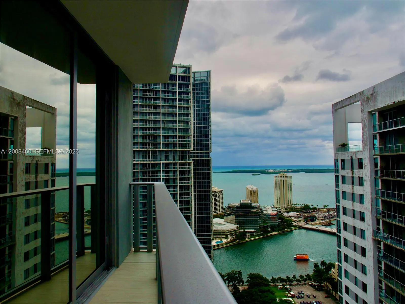 77 SE 5th Street #4014