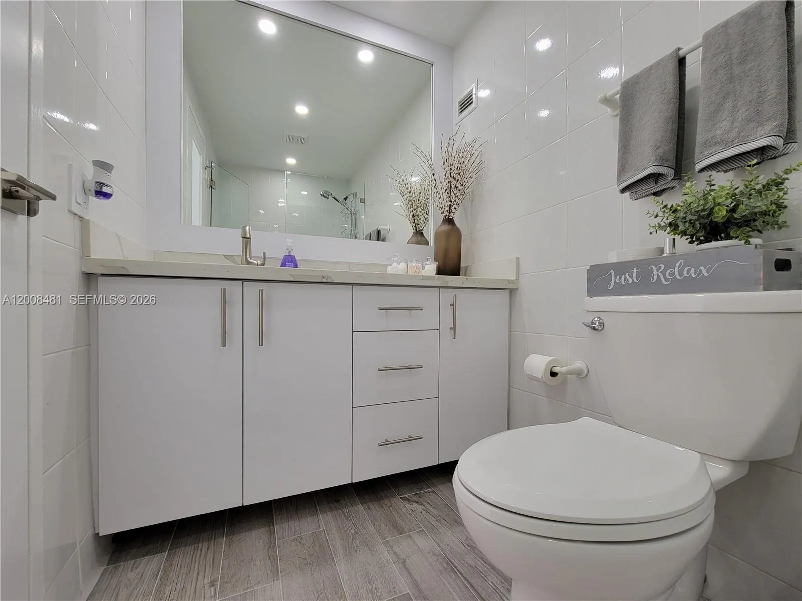 3505 S Ocean Drive #1203
