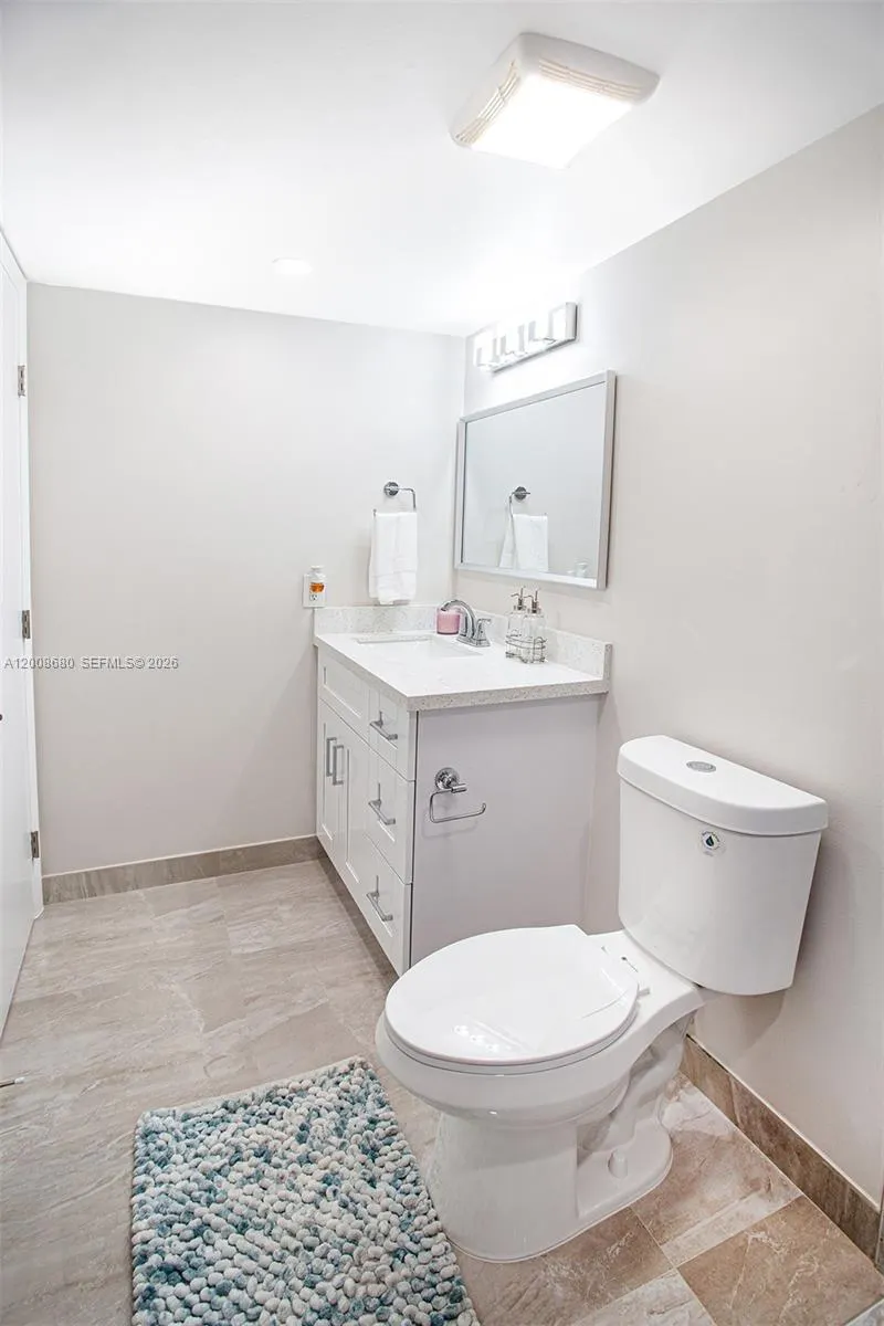 7527 S Oriole Boulevard #101