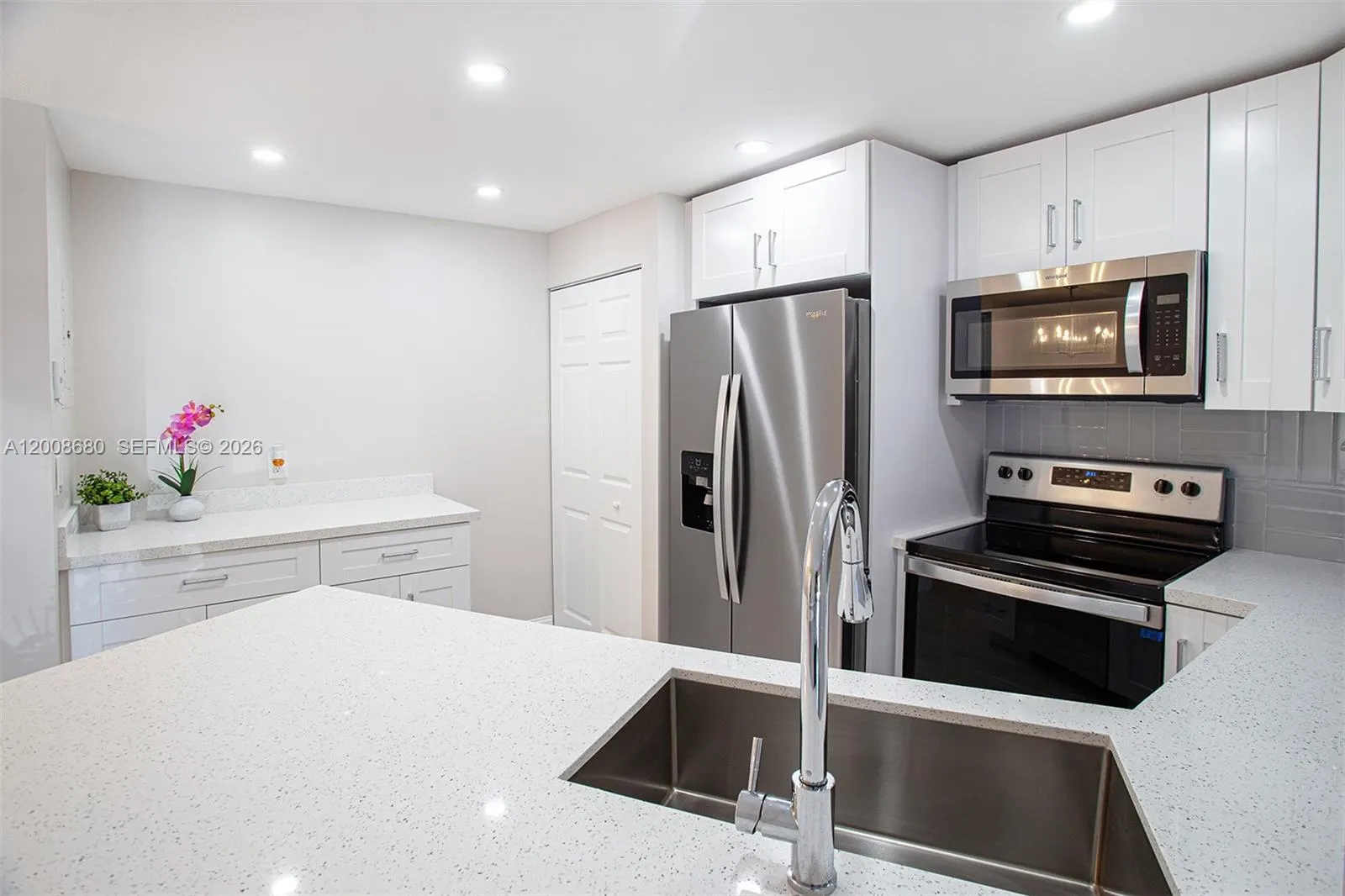 7527 S Oriole Boulevard #101
