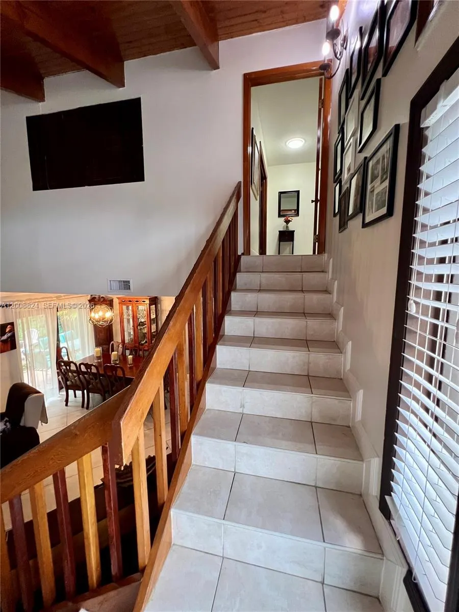 3610 SW 113th Place