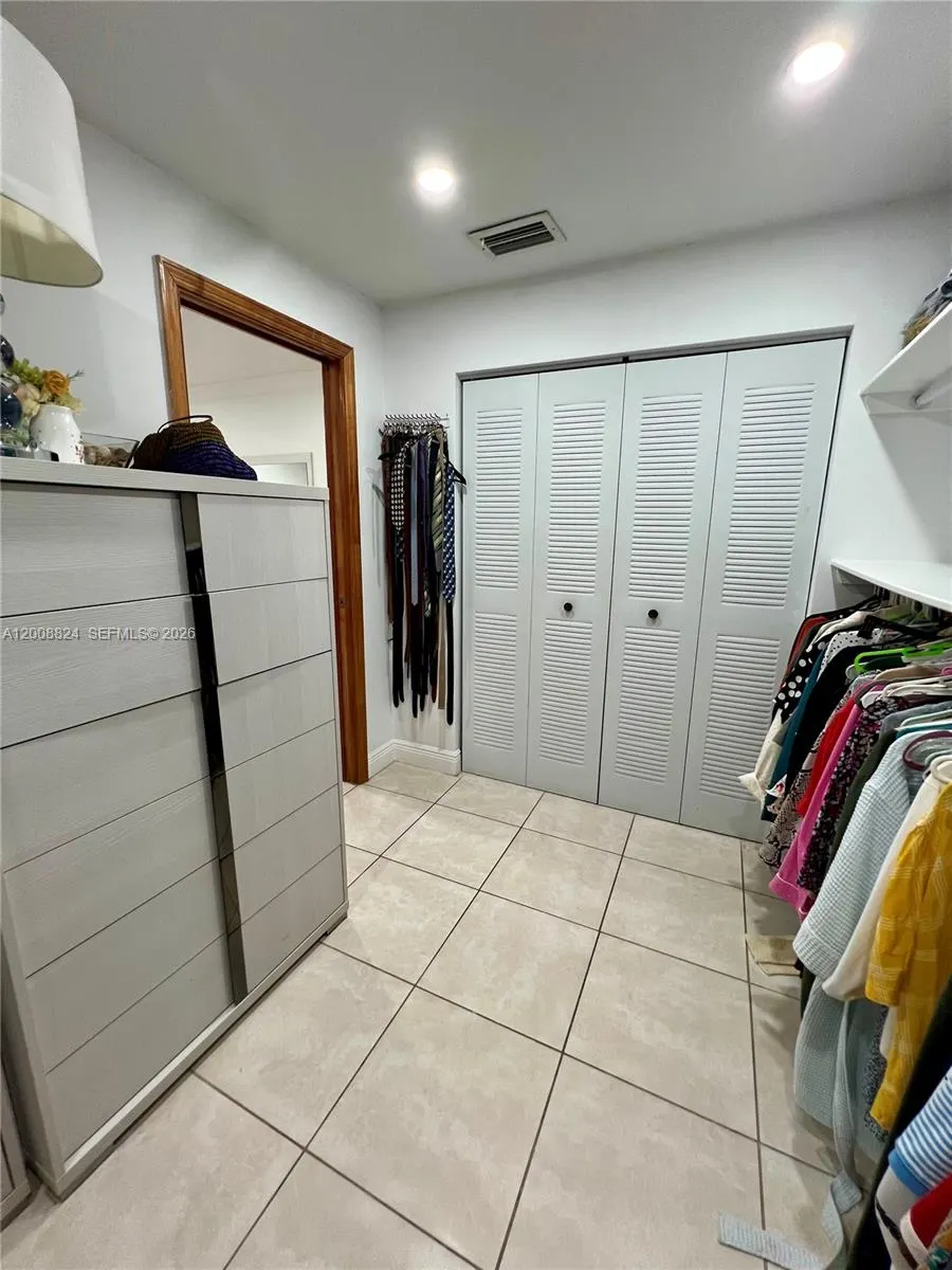 3610 SW 113th Place