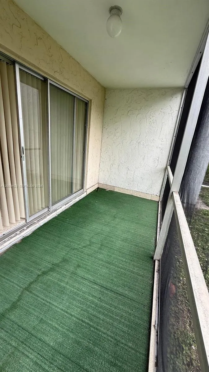 3774 Inverrary Boulevard #105P