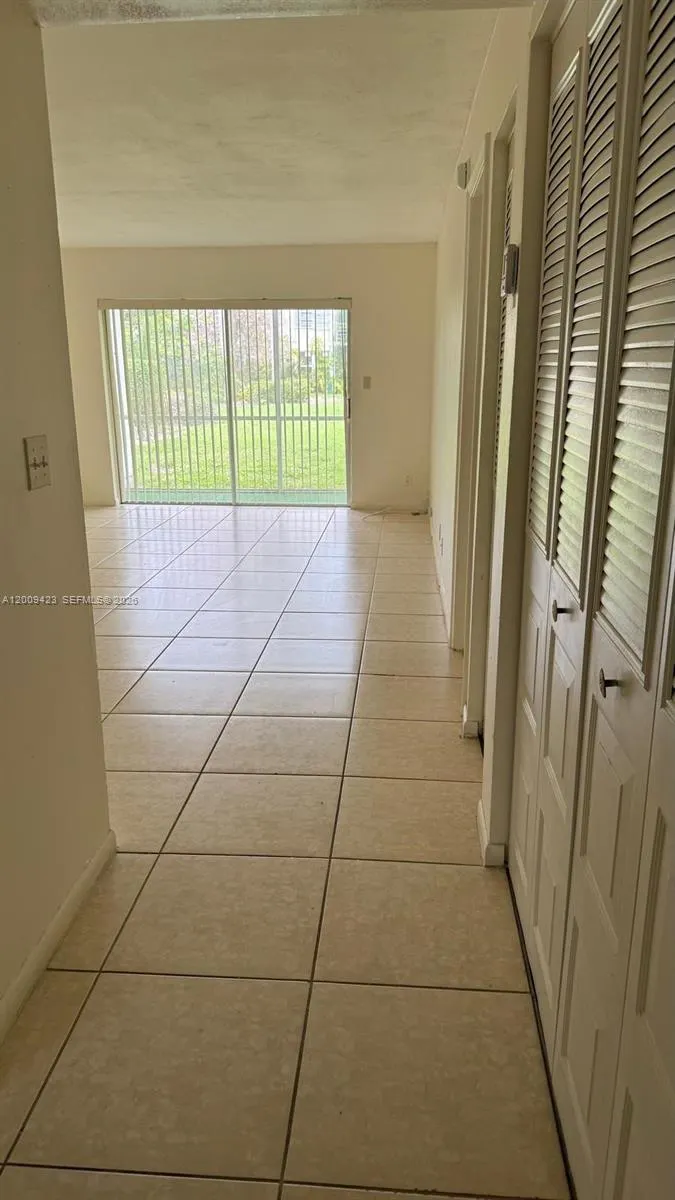 3774 Inverrary Boulevard #105P