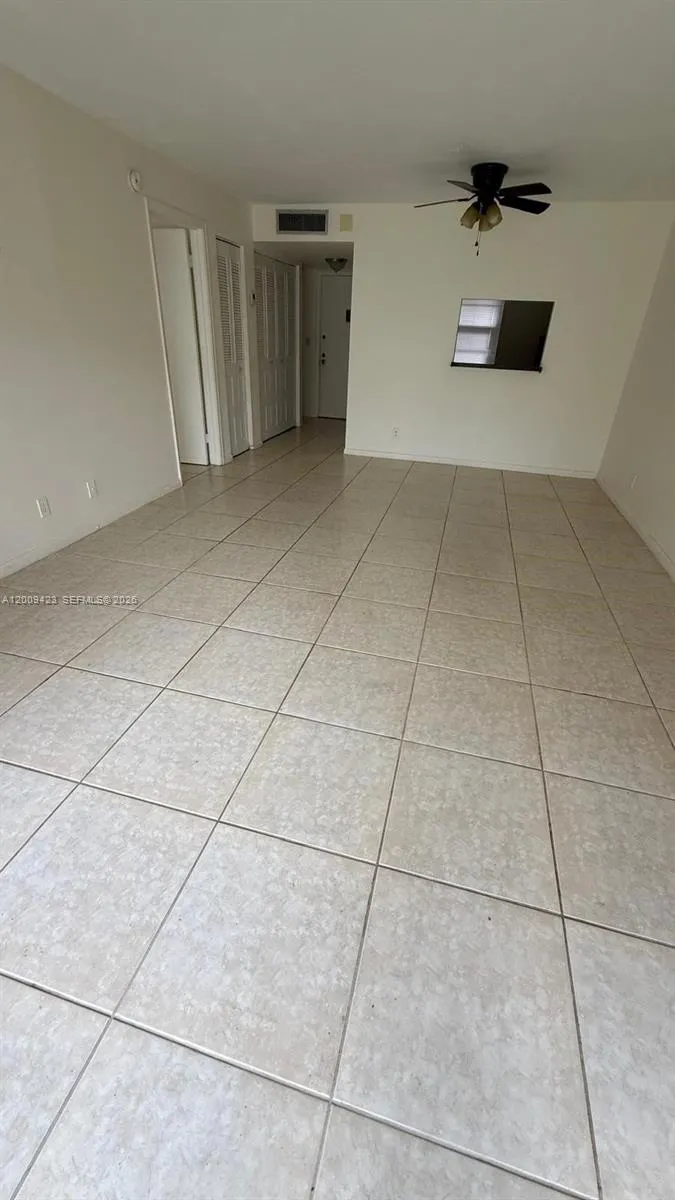 3774 Inverrary Boulevard #105P