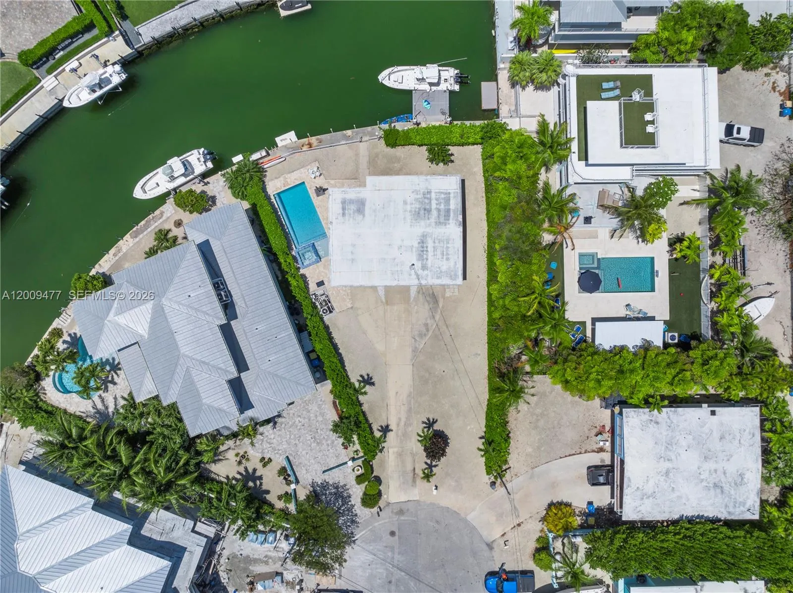 200 Plantation Shores Drive