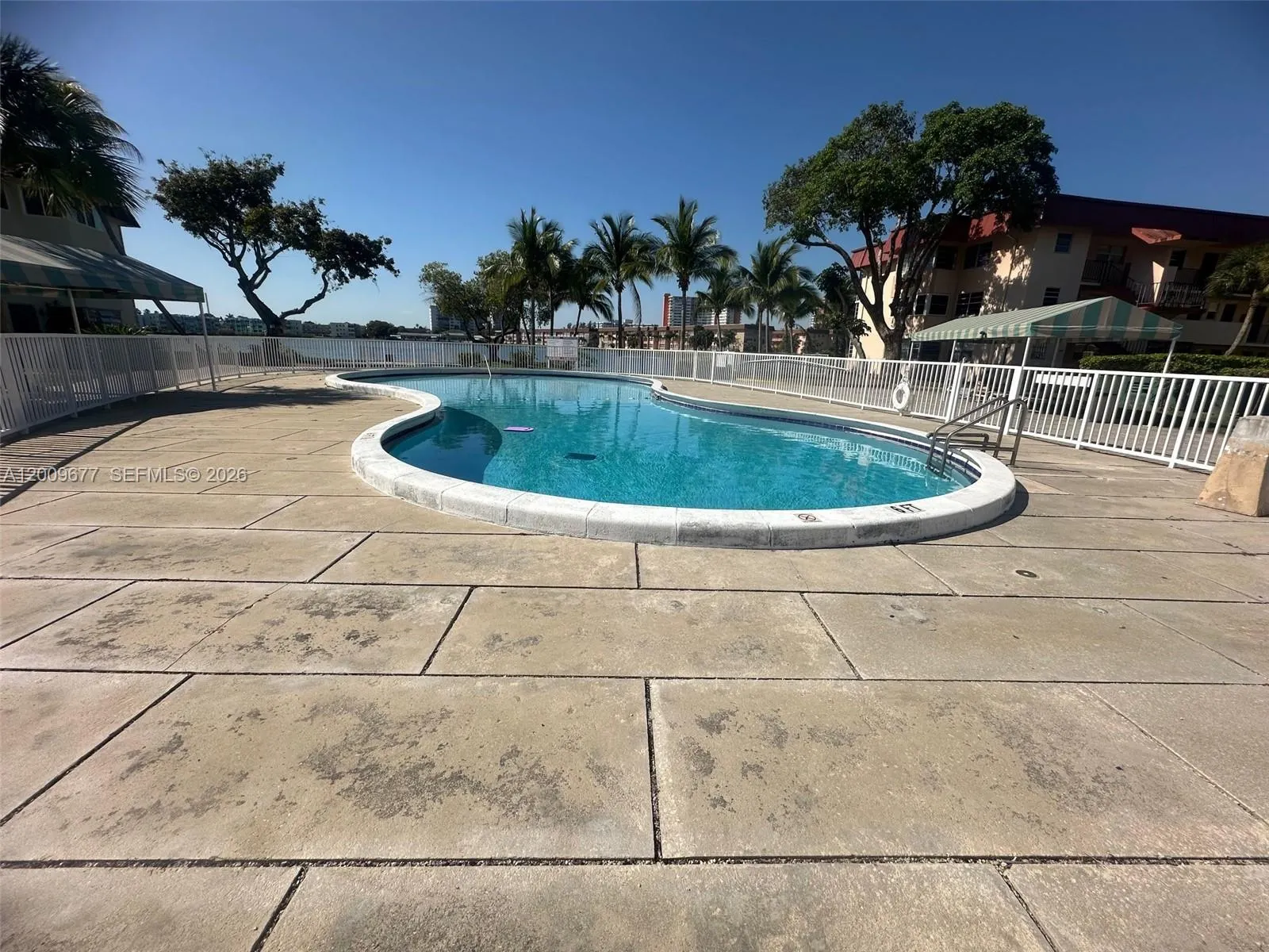 1530 NE 191st Street #205