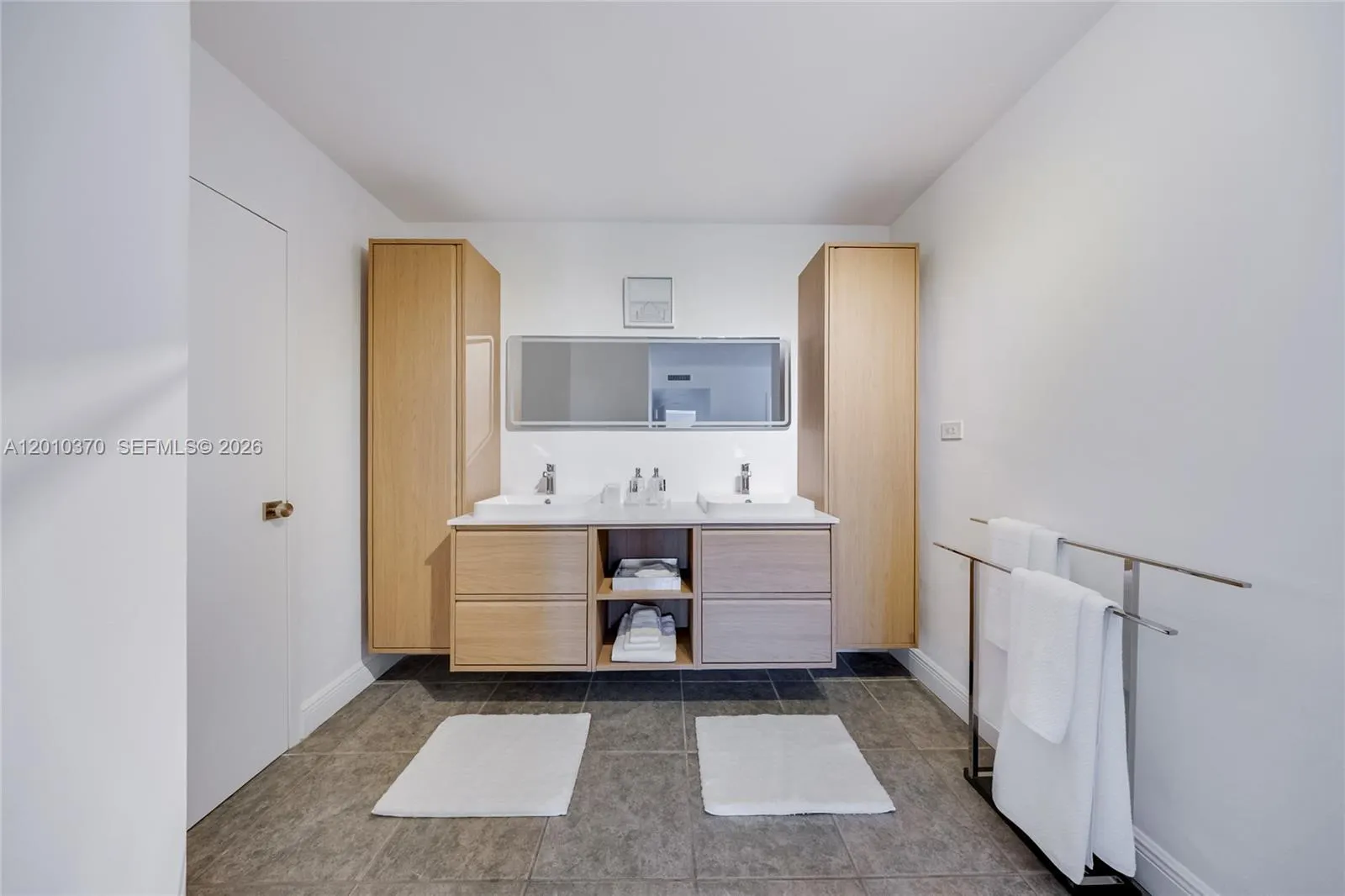 9225 Collins Avenue #501