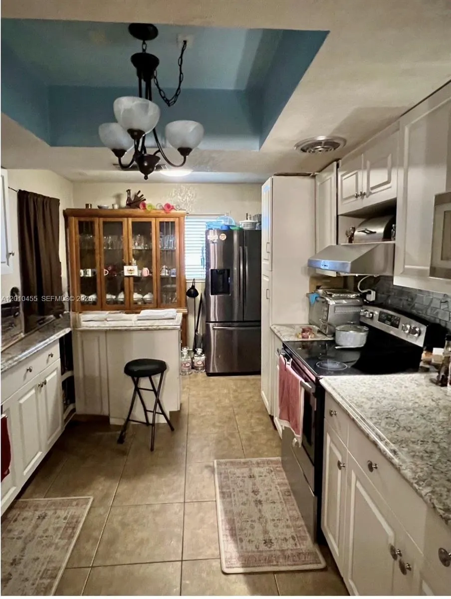 6800 NW 15th Street