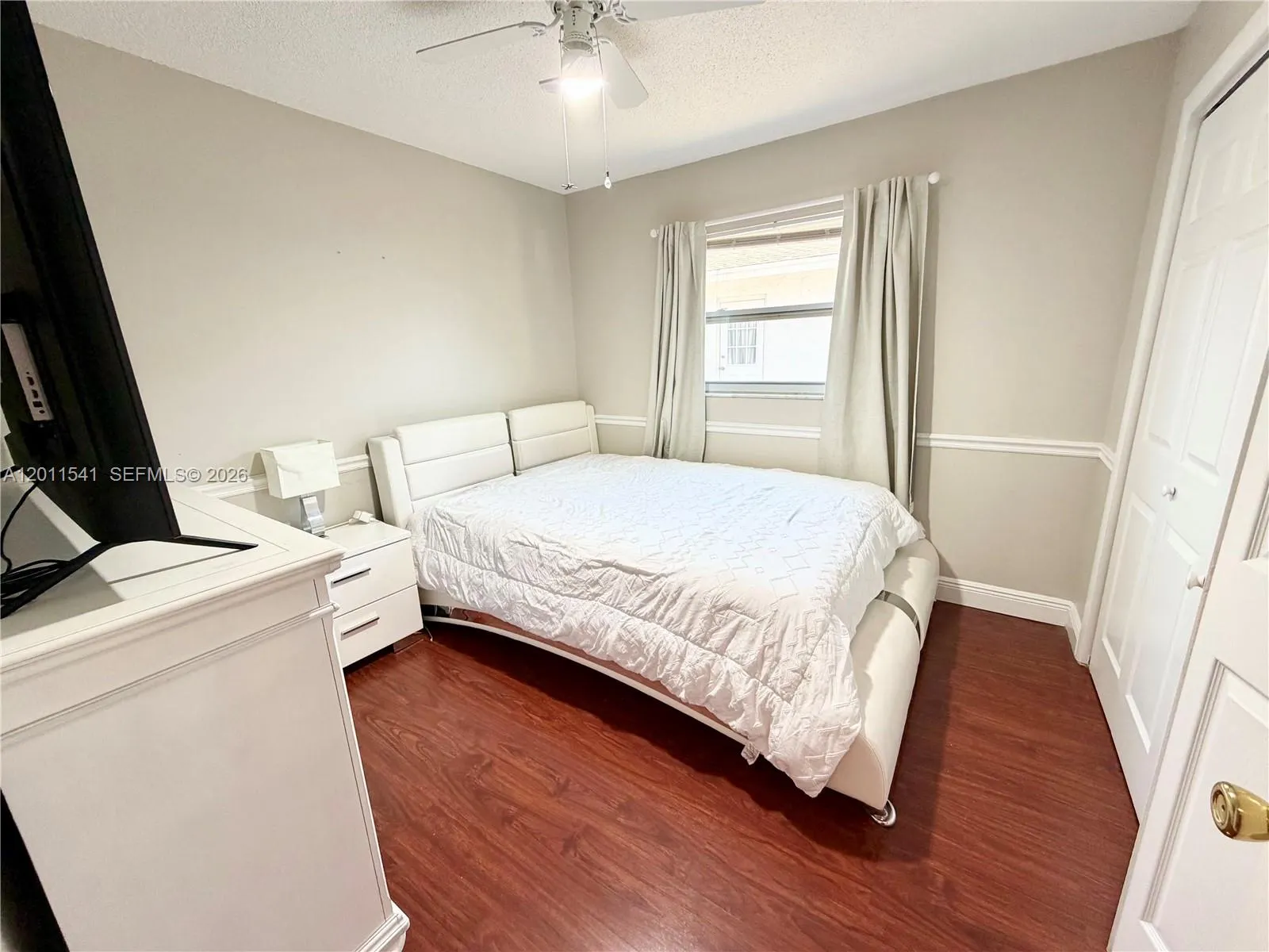 143 Valley Circle