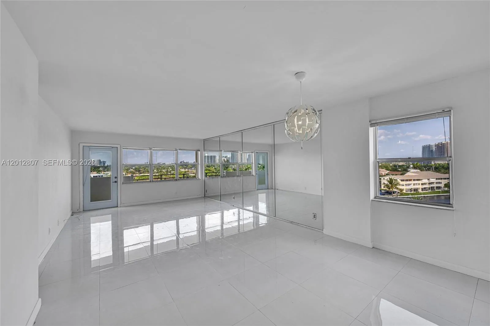401 Golden Isles Drive #712