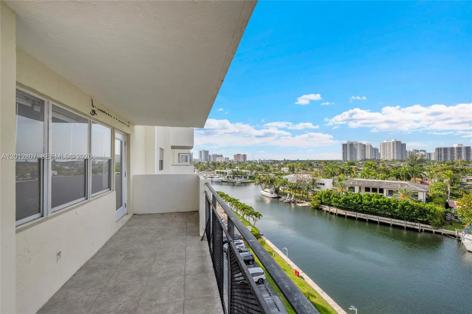 401 Golden Isles Drive #712