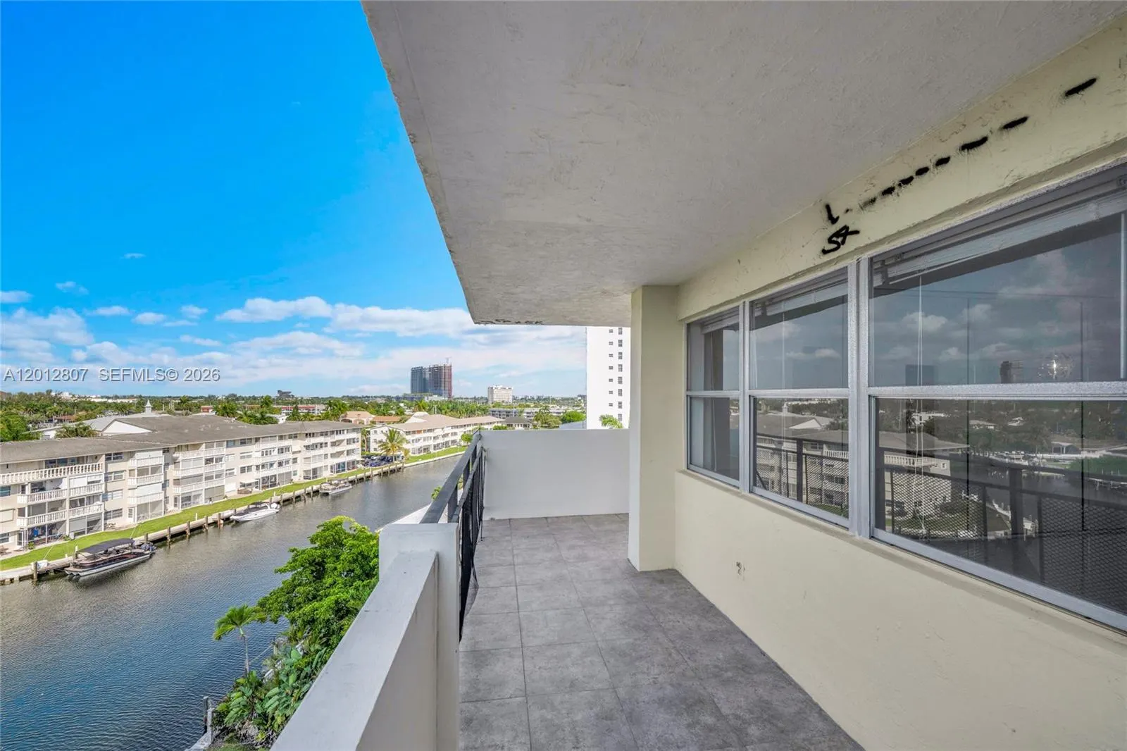 401 Golden Isles Drive #712