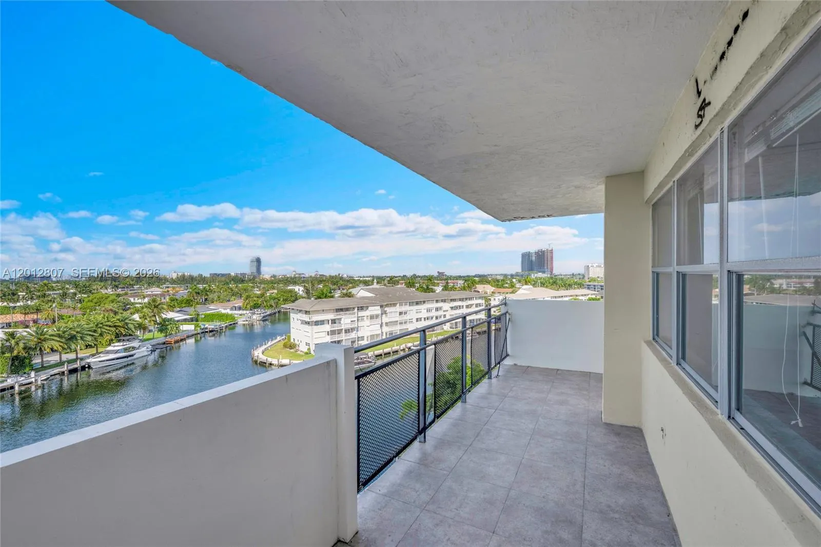 401 Golden Isles Drive #712