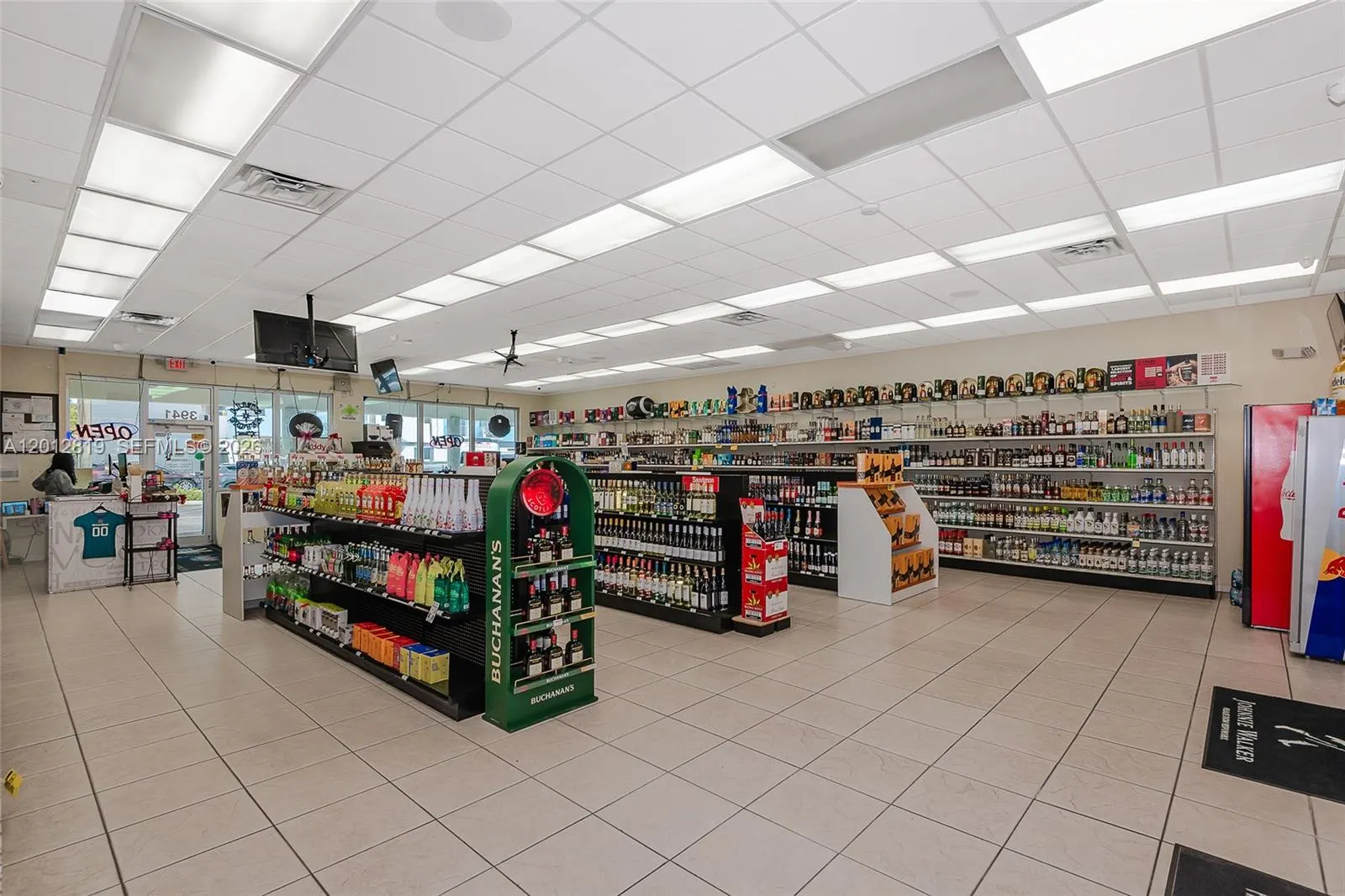 3941 NW 7 Street