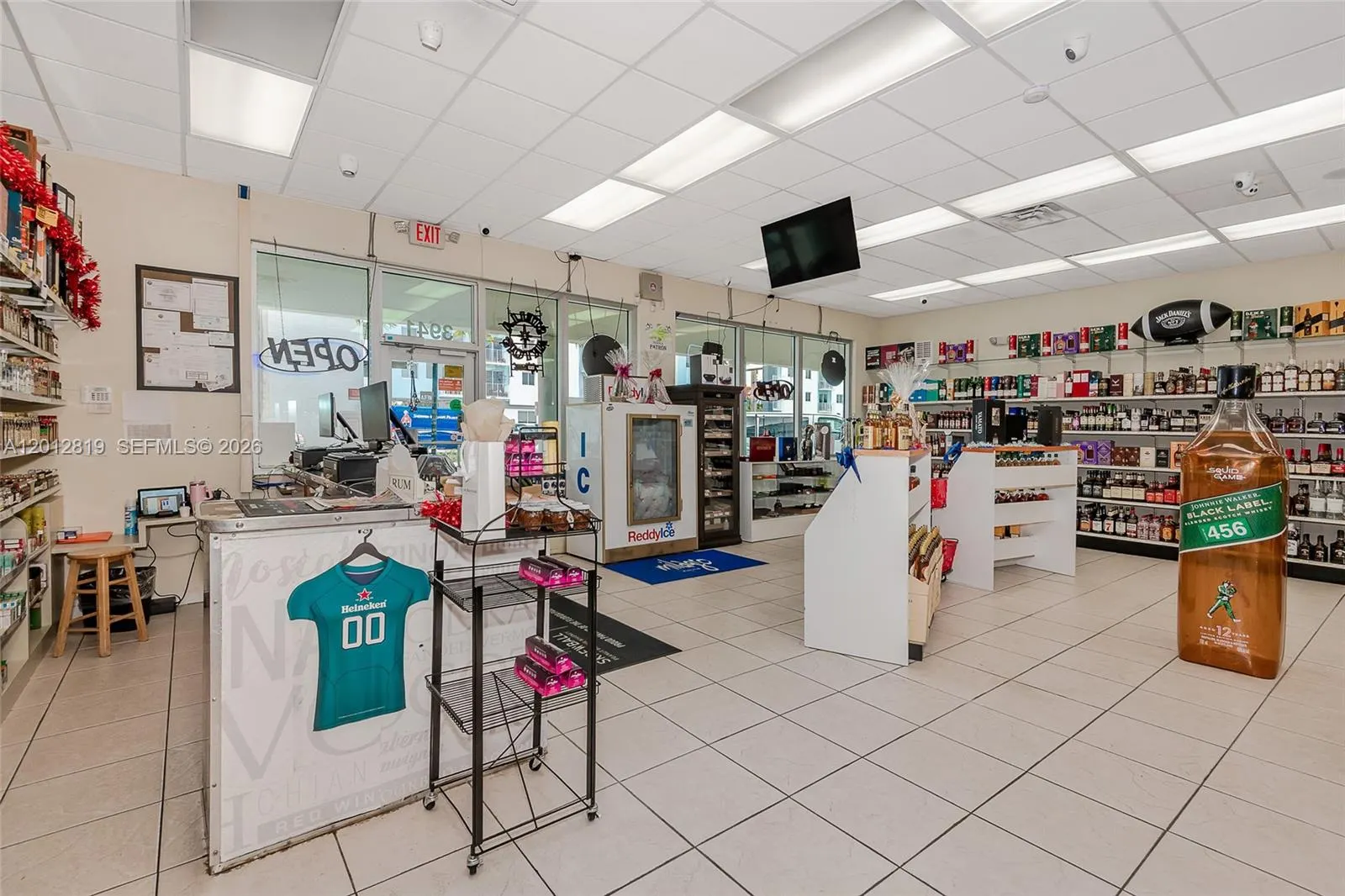 3941 NW 7 Street