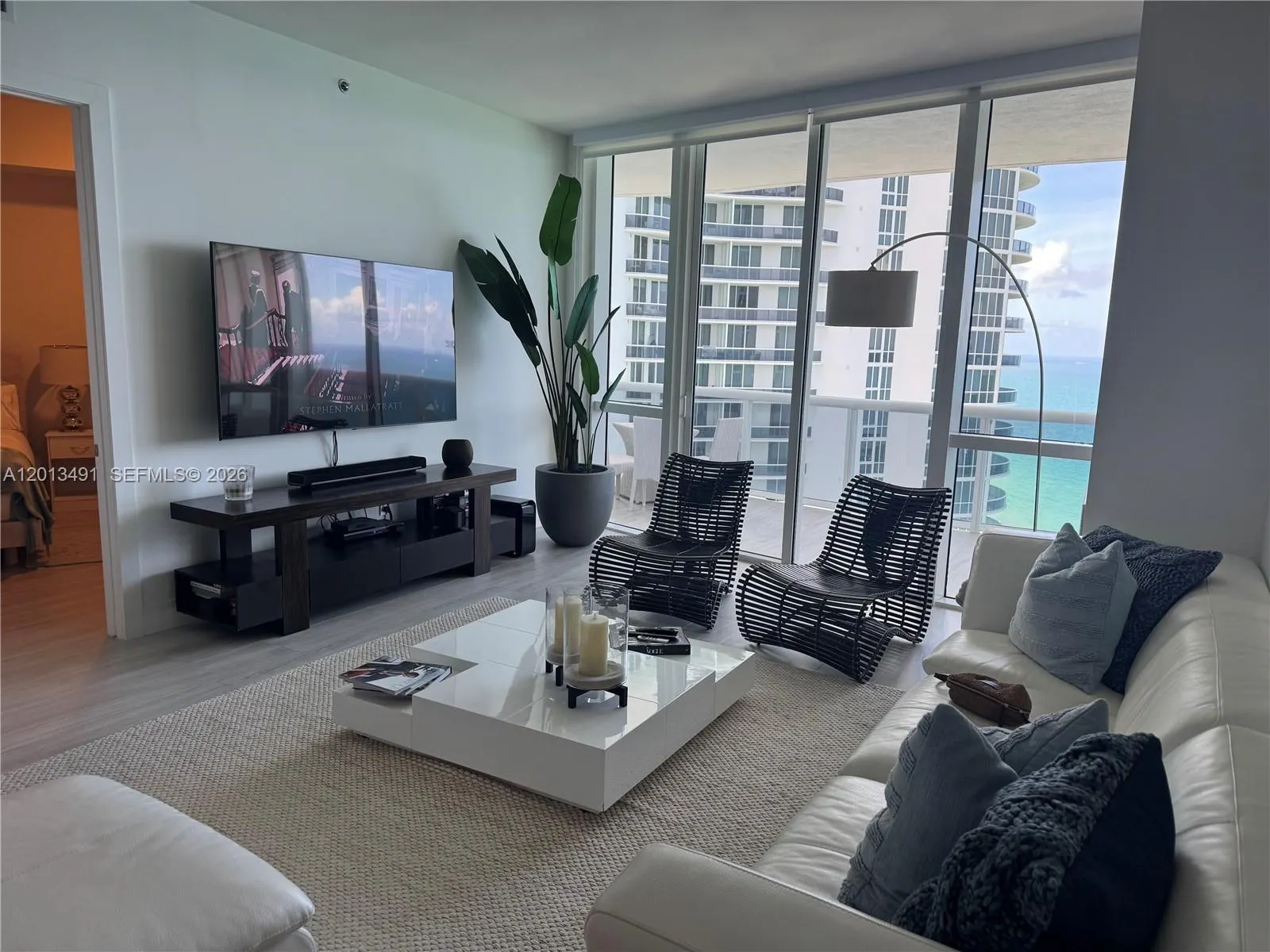 15811 Collins Avenue #2703