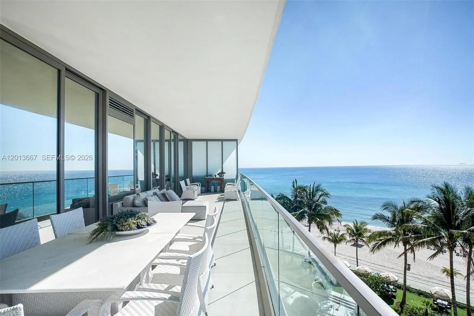 18975 Collins Avenue #501