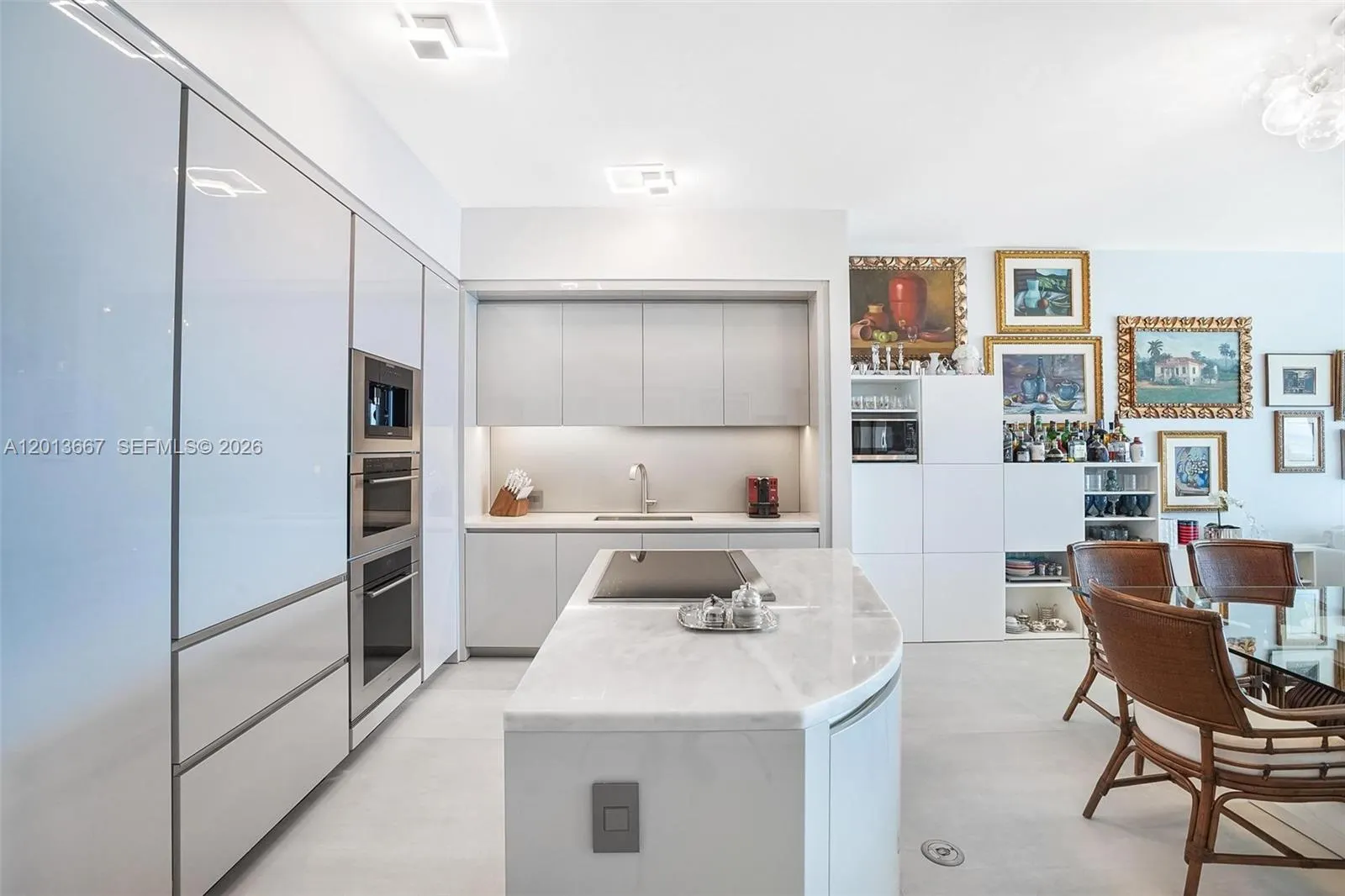 18975 Collins Avenue #501