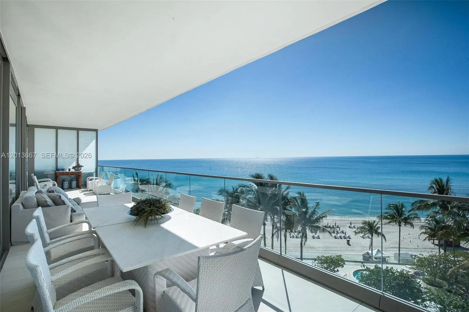 18975 Collins Avenue #501