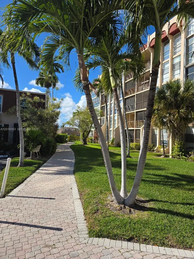 2001 Atlantic Shores Boulevard #104