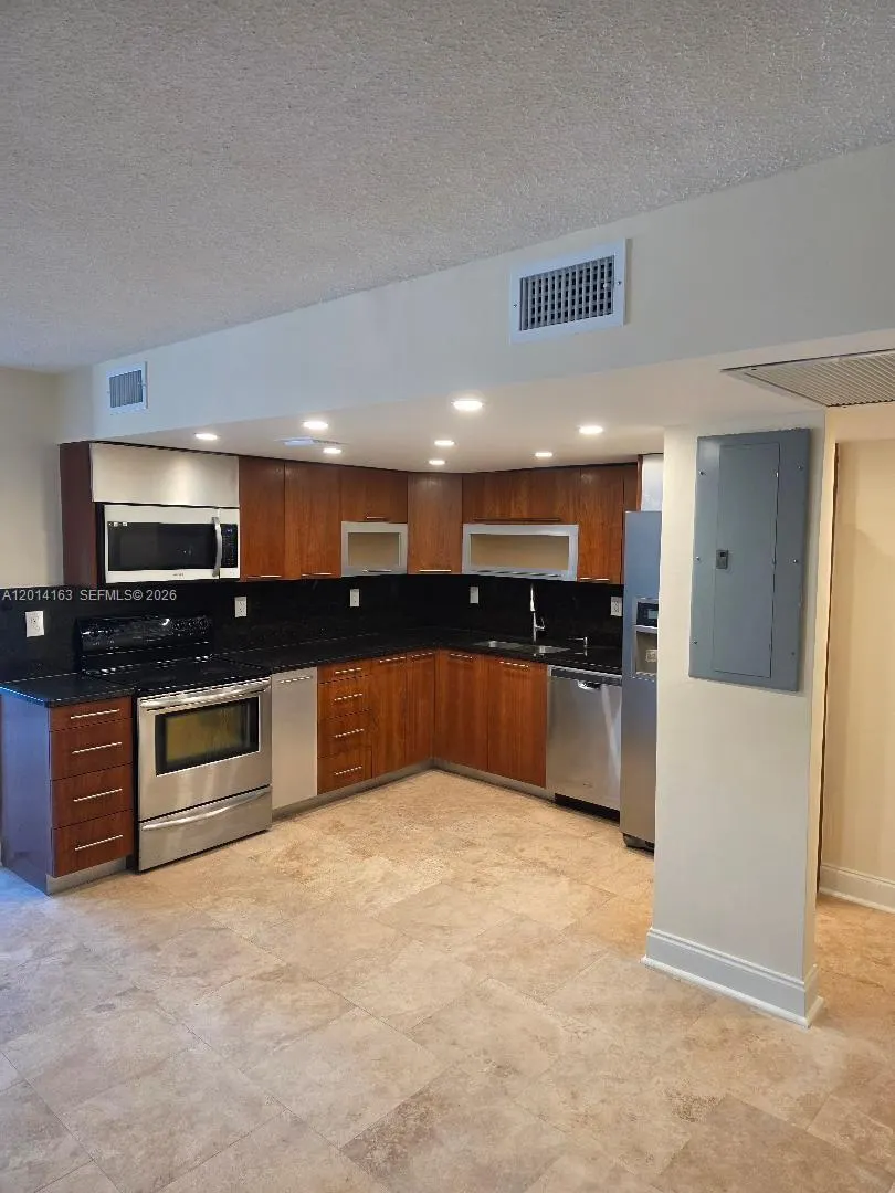 2001 Atlantic Shores Boulevard #104