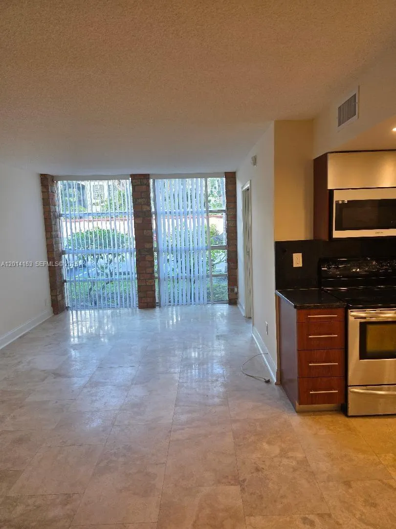 2001 Atlantic Shores Boulevard #104