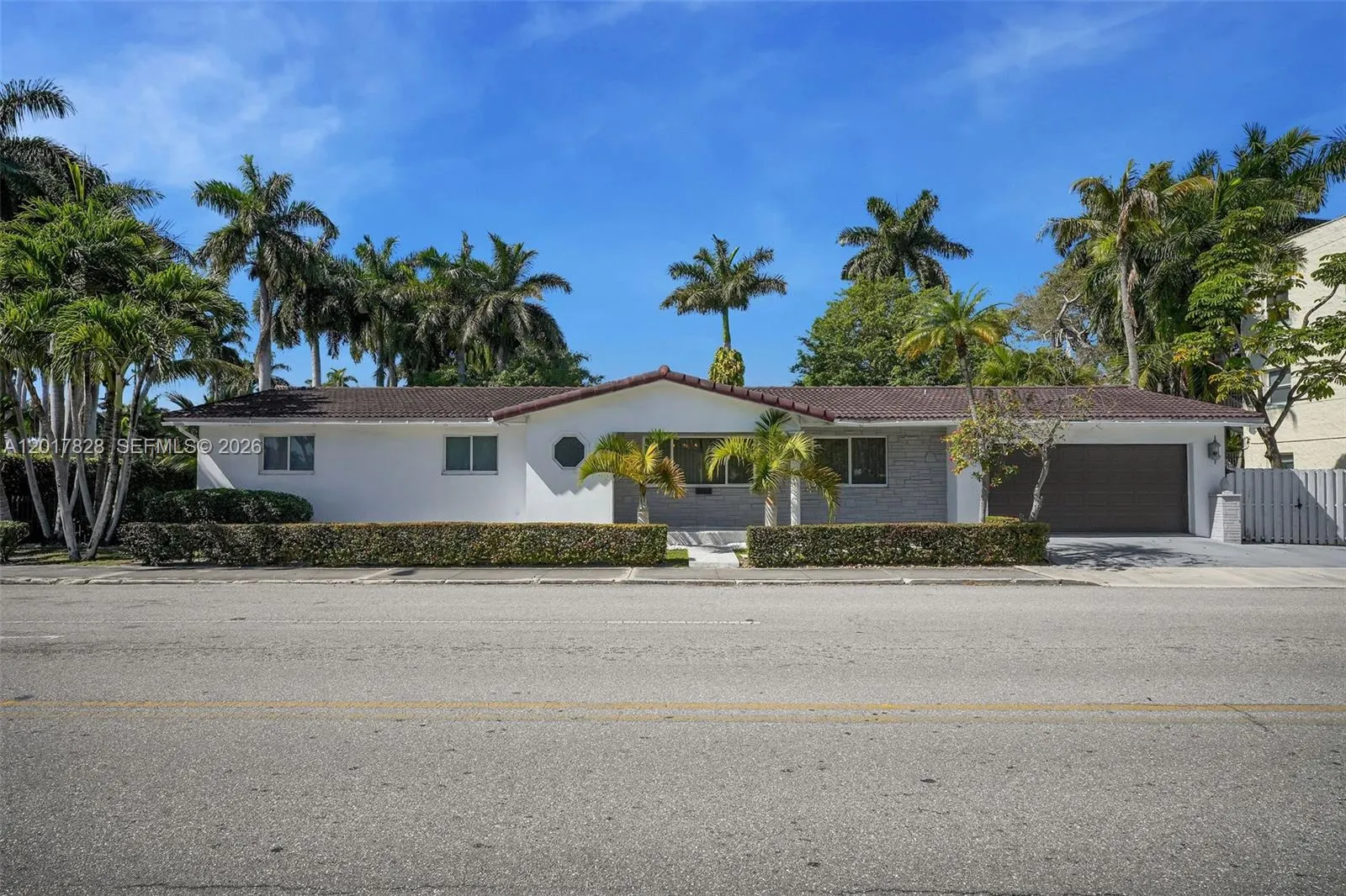 1301 Hollywood Boulevard