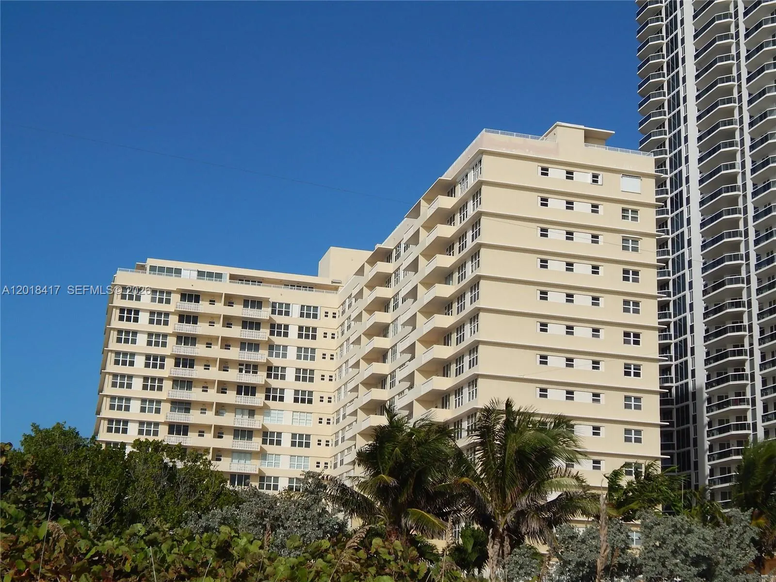 4747 Collins Avenue #1102