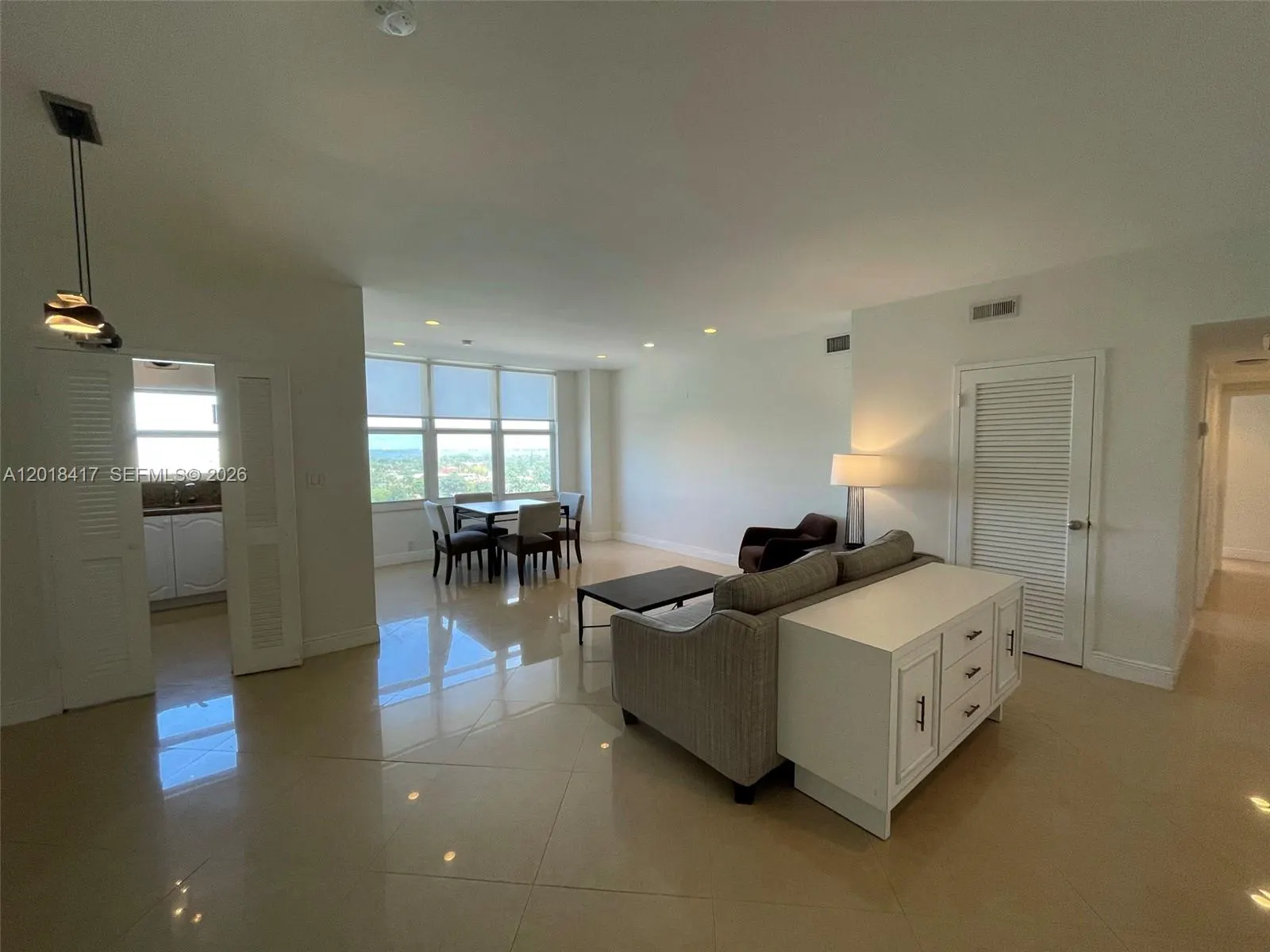 4747 Collins Avenue #1102