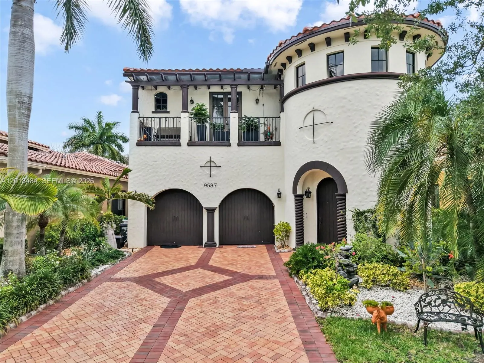9587 Exbury Court